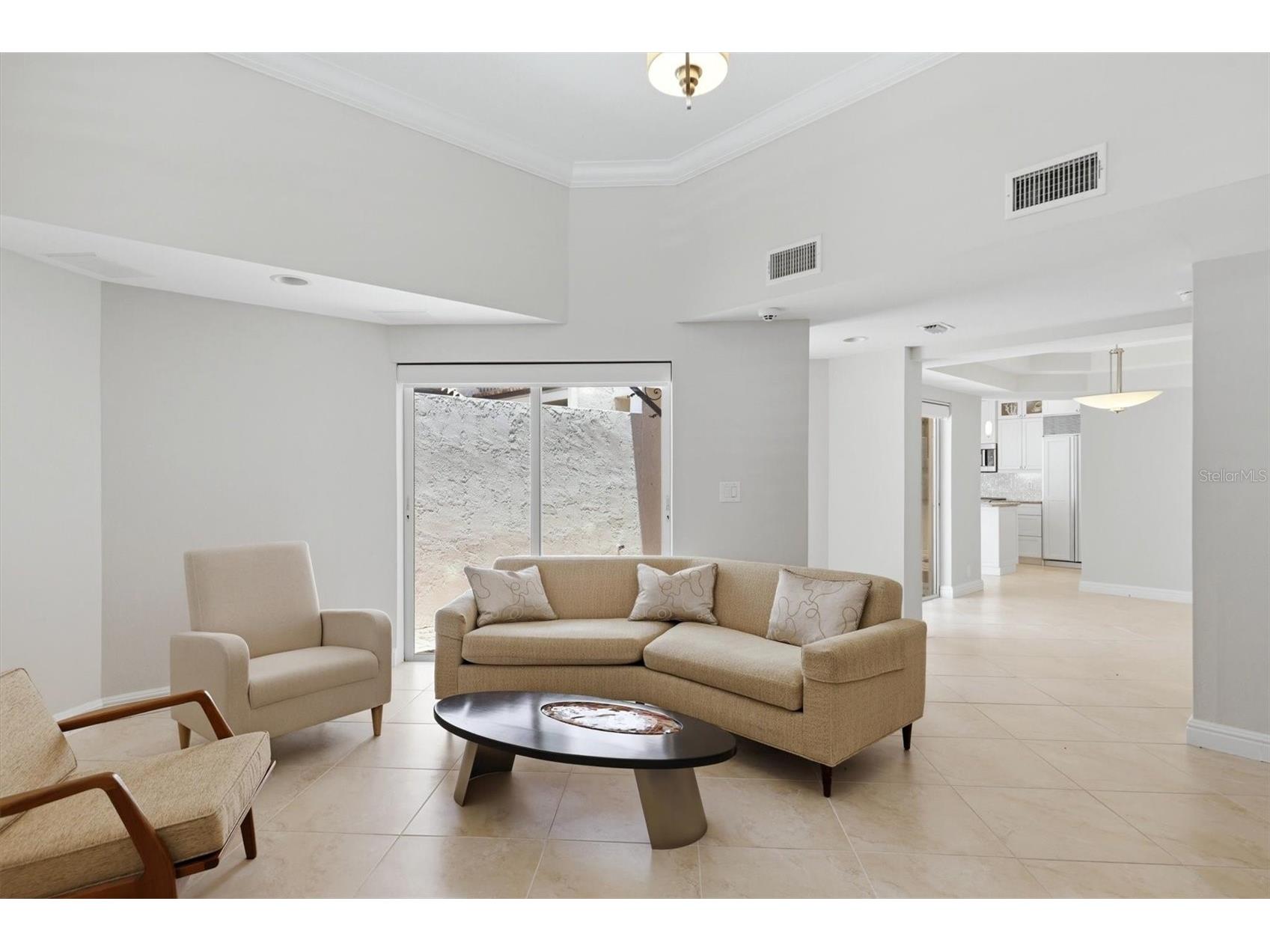 200 Cocoanut Avenue #5 Sarasota FL 34236 A4694848 image7