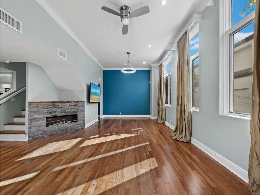 200 Cocoanut Avenue #7 Sarasota FL 34236 A4676689 image13