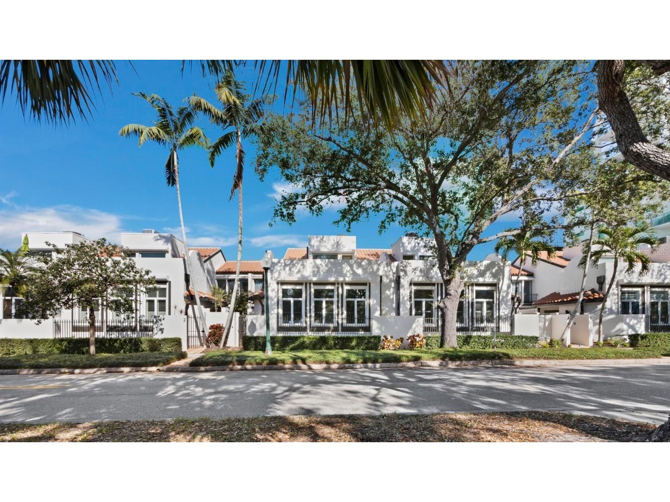 200 Cocoanut Avenue #7 Sarasota FL 34236 A4676689 image2