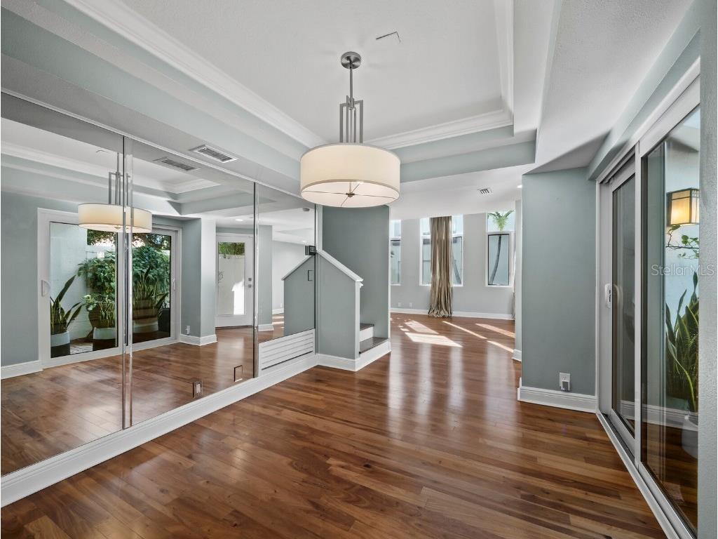 200 Cocoanut Avenue #7 Sarasota FL 34236 A4676689 image20