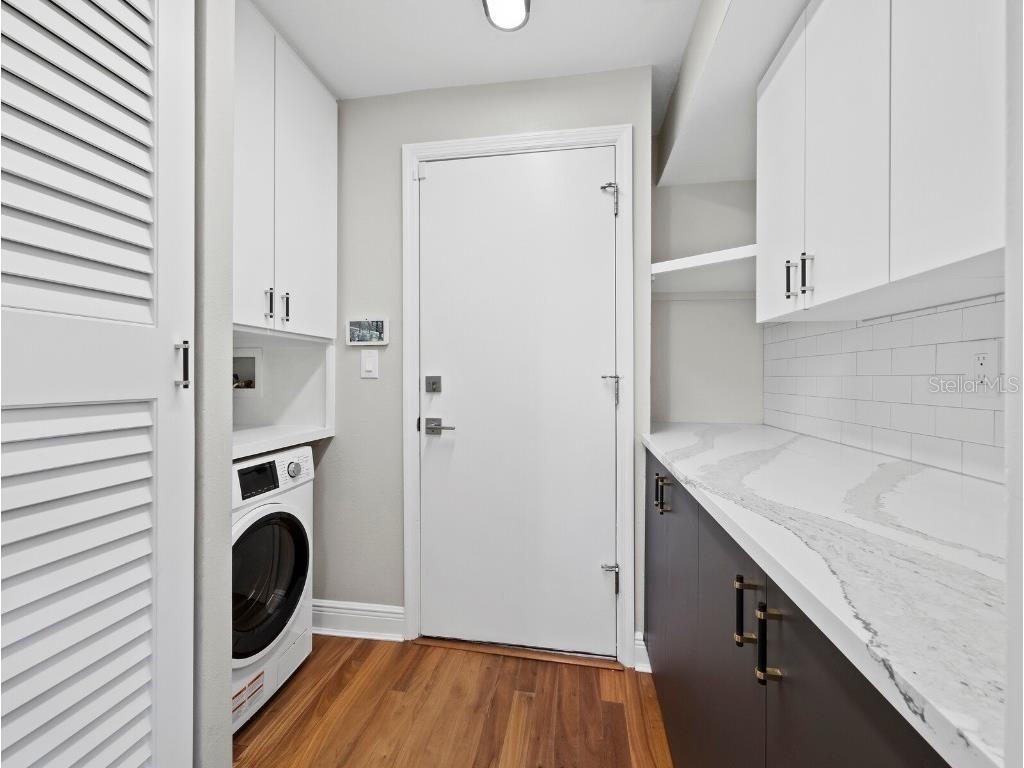 200 Cocoanut Avenue #7 Sarasota FL 34236 A4676689 image50