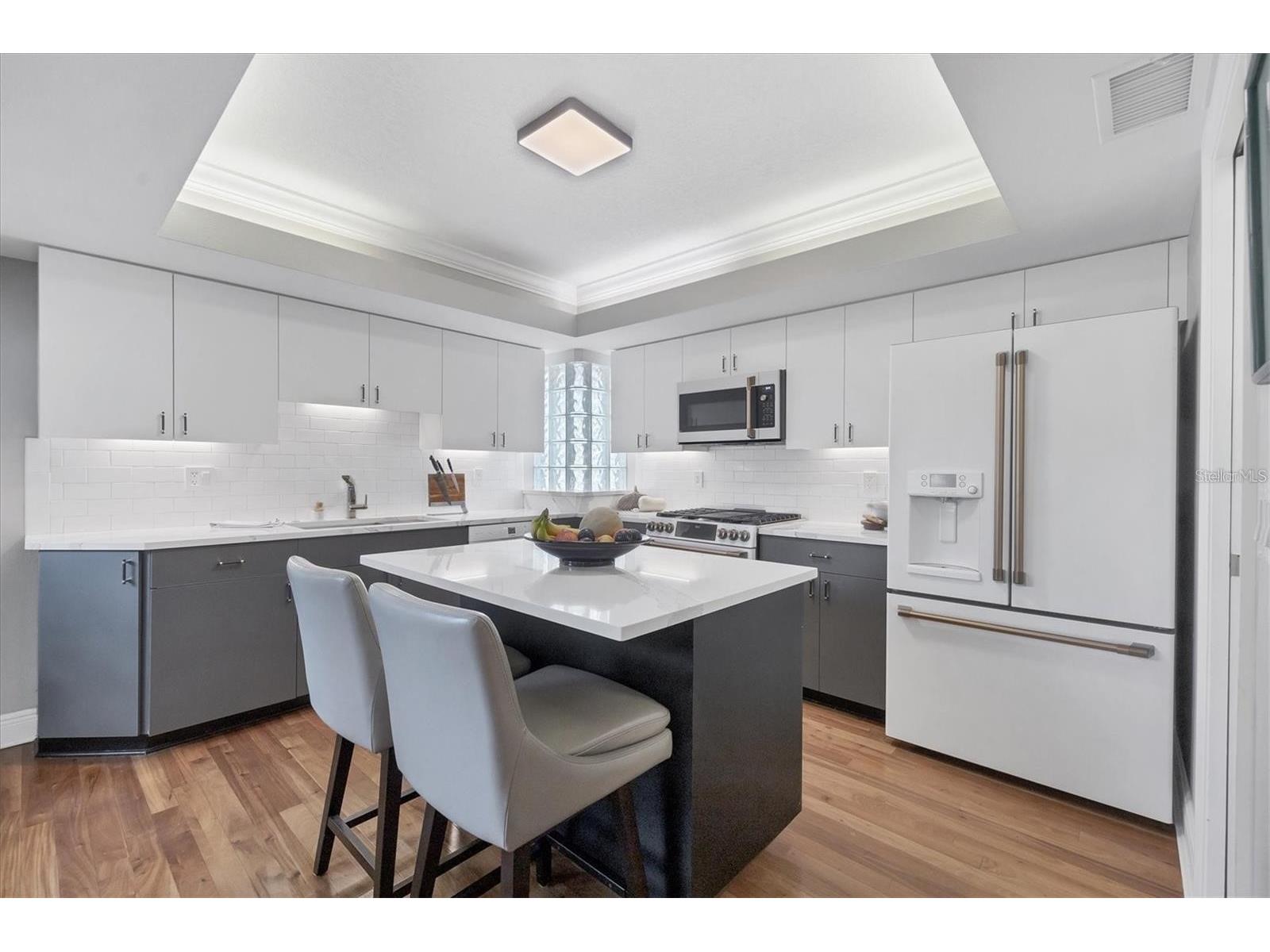 200 Cocoanut Avenue #7 Sarasota FL 34236 A4700963 image14