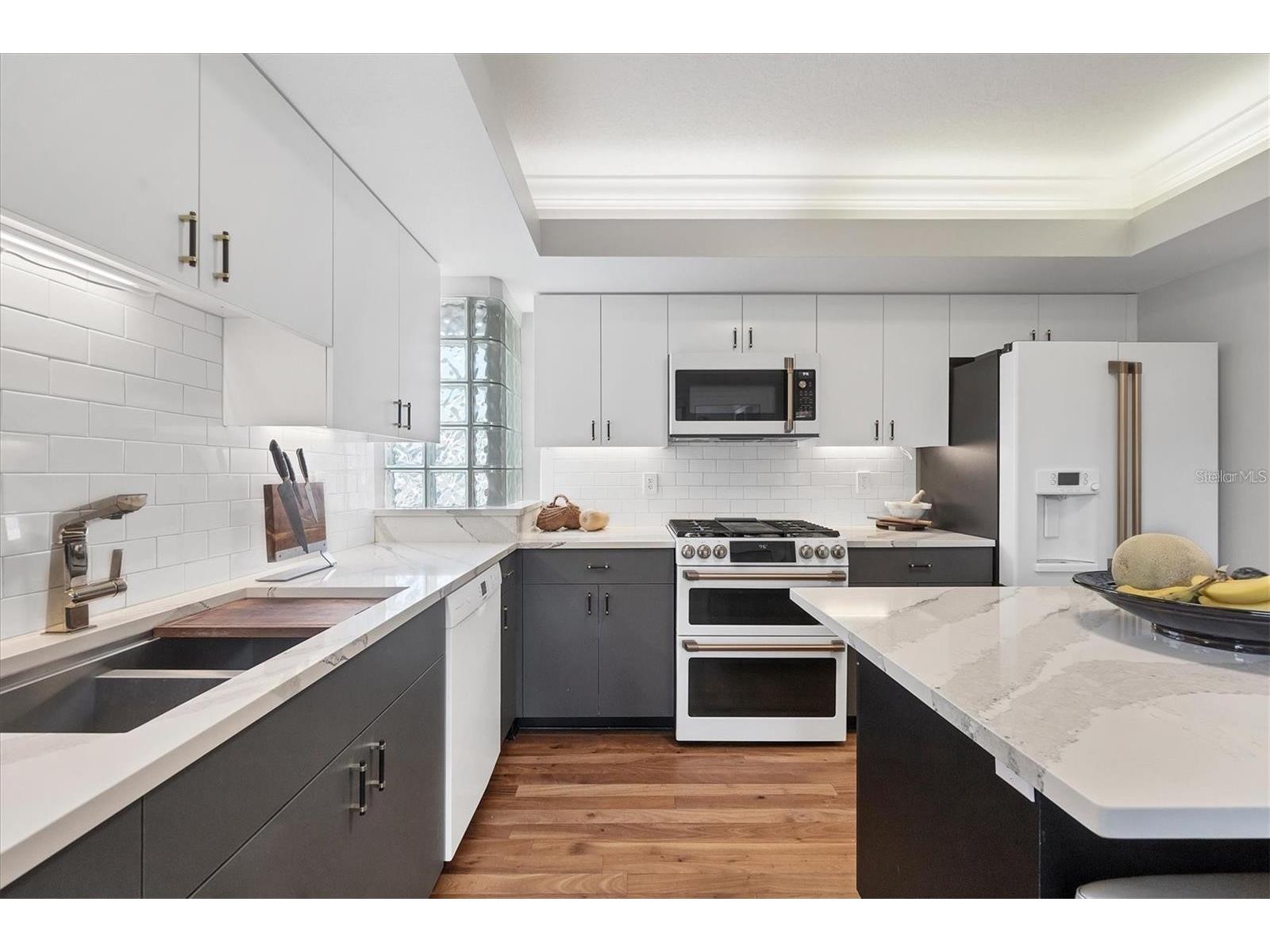 200 Cocoanut Avenue #7 Sarasota FL 34236 A4700963 image16