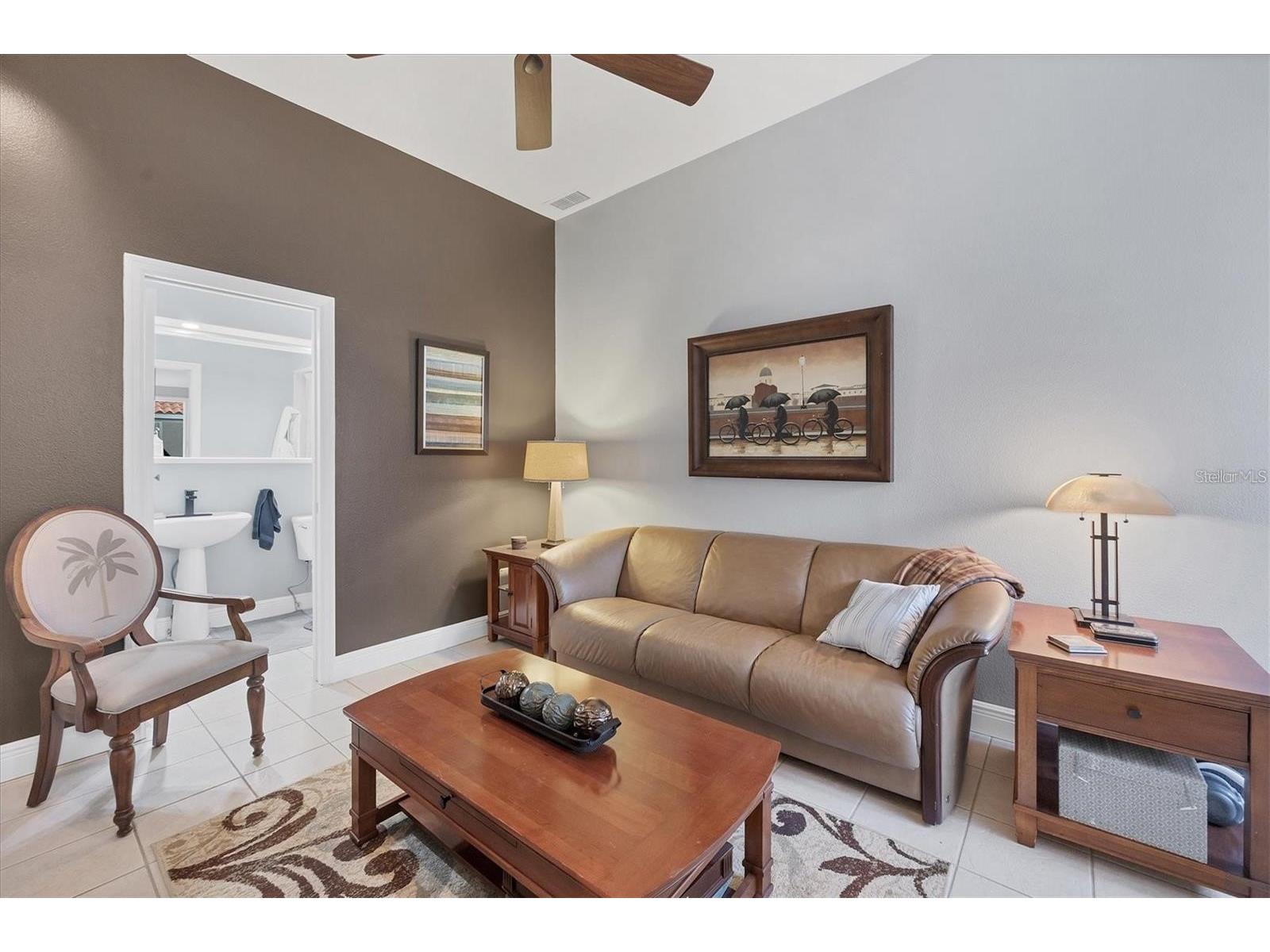 200 Cocoanut Avenue #7 Sarasota FL 34236 A4700963 image20