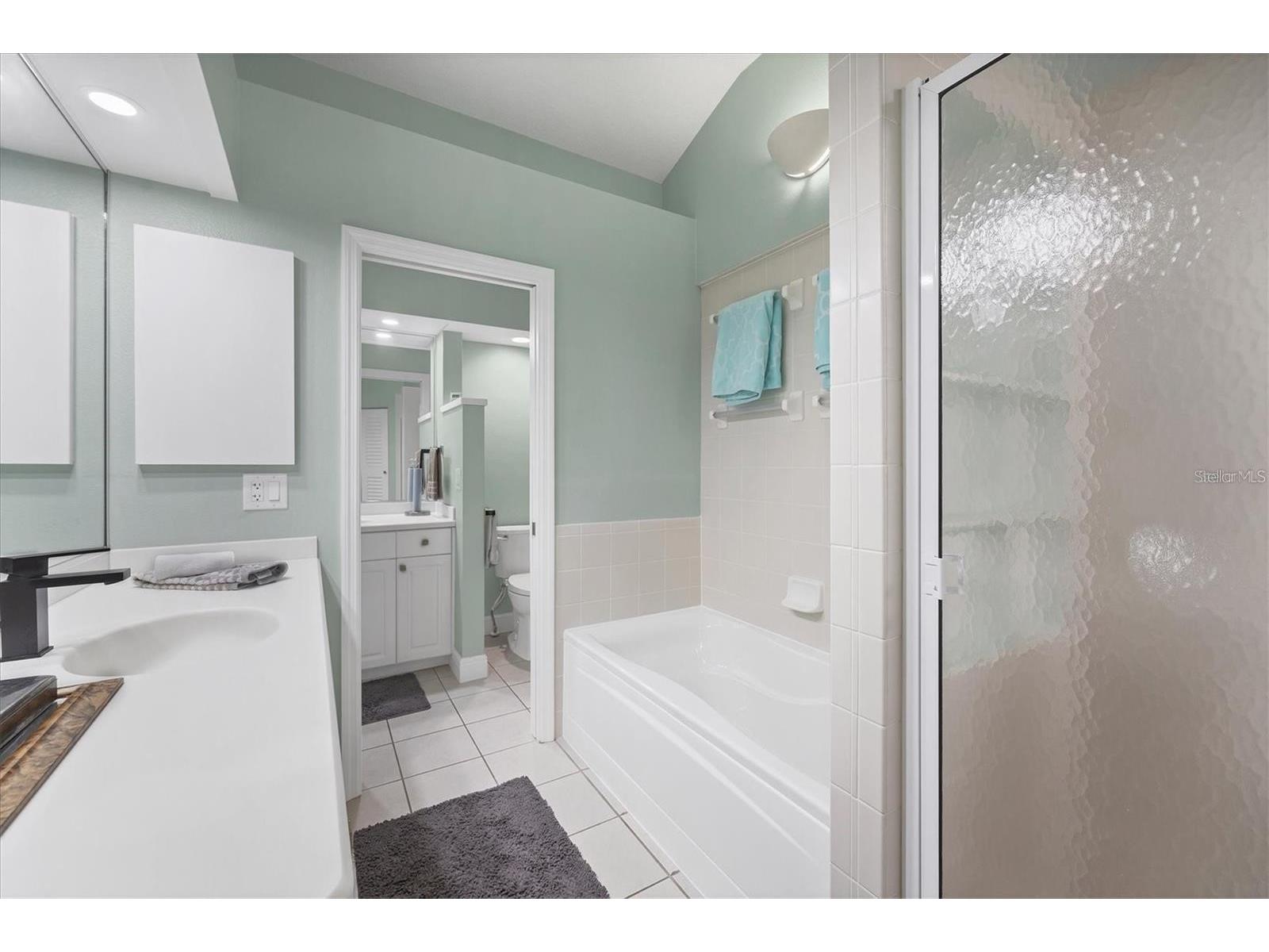 200 Cocoanut Avenue #7 Sarasota FL 34236 A4700963 image22