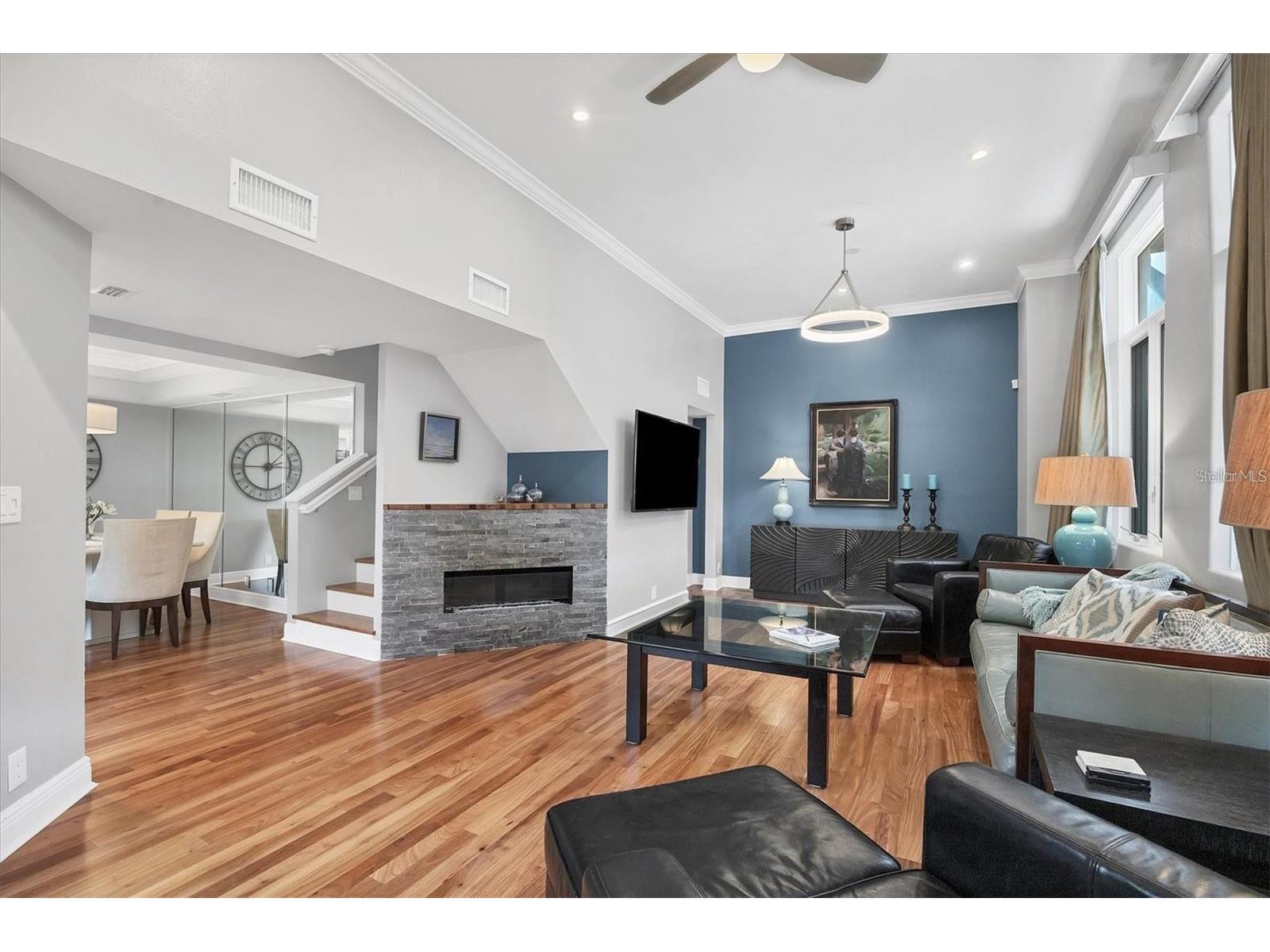200 Cocoanut Avenue #7 Sarasota FL 34236 A4700963 image27