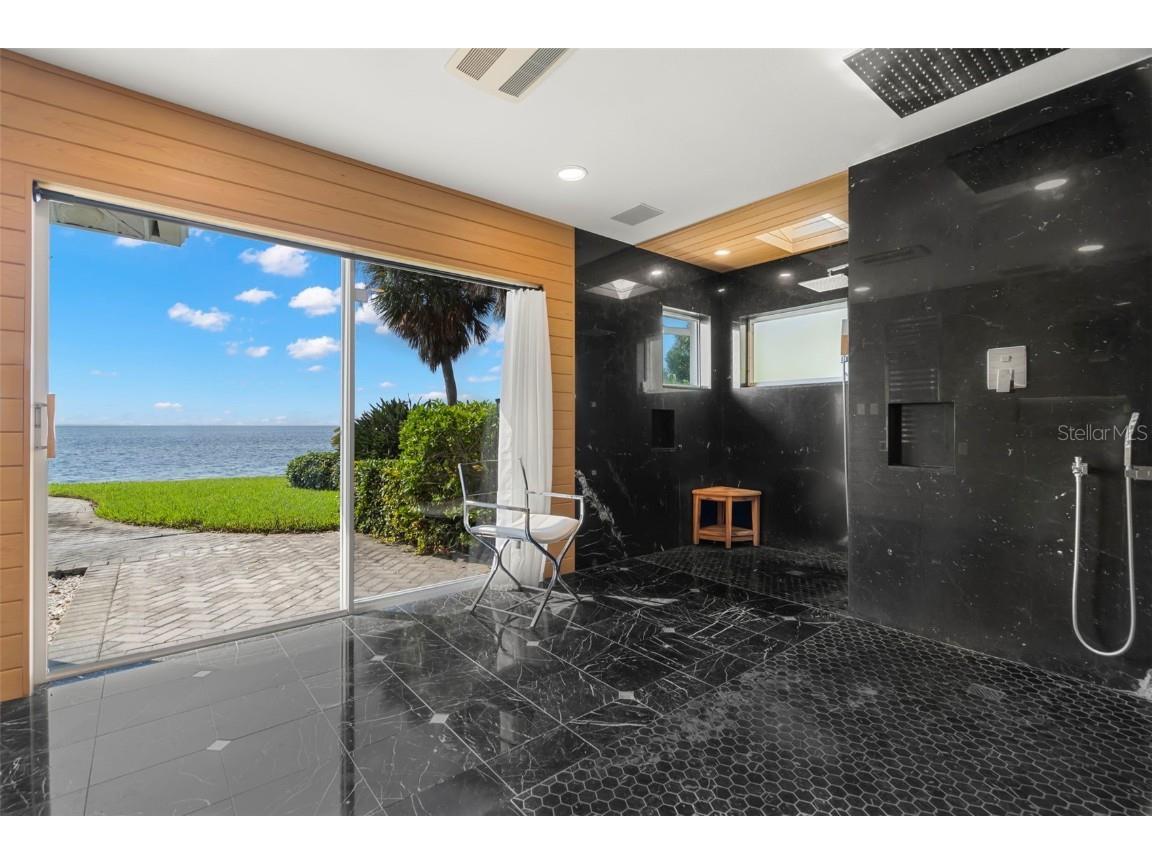 200 Colony Point Road S Saint Petersburg FL 33705 O6234302 image32