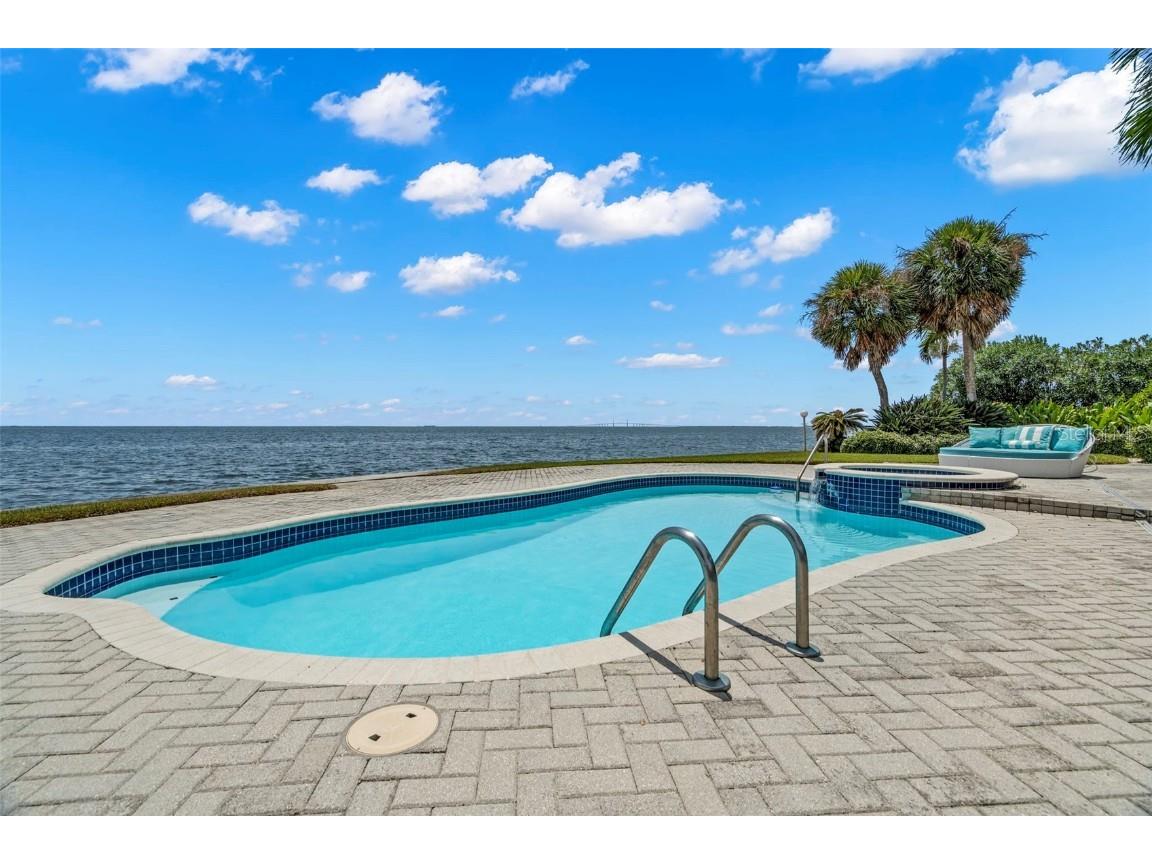 200 Colony Point Road S Saint Petersburg FL 33705 O6234302 image51