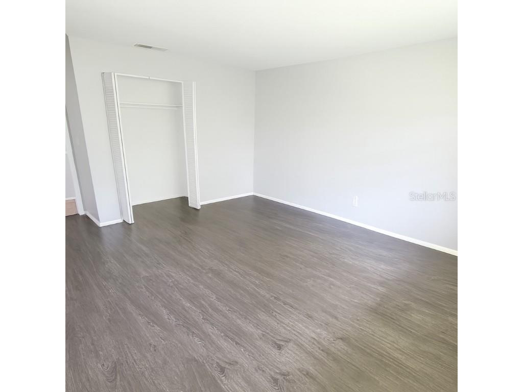 200 Country Club Dr #1302 Largo FL 33771 TB8443656 image10