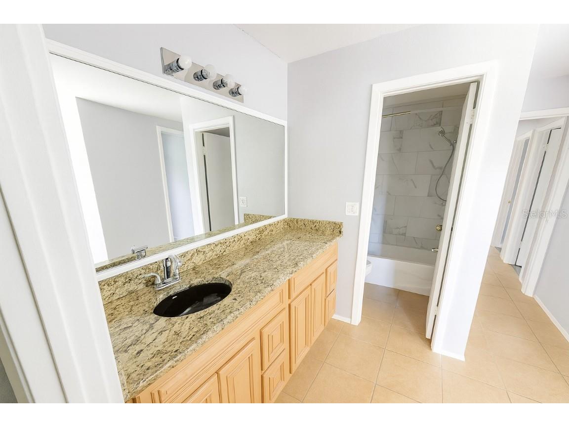 200 Country Club Dr #1302 Largo FL 33771 TB8443656 image12