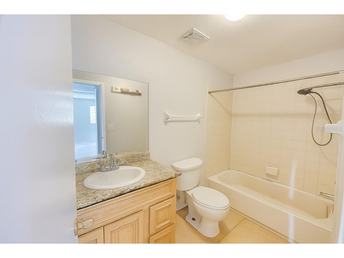 200 Country Club Dr #1302 Largo FL 33771 TB8443656 image16