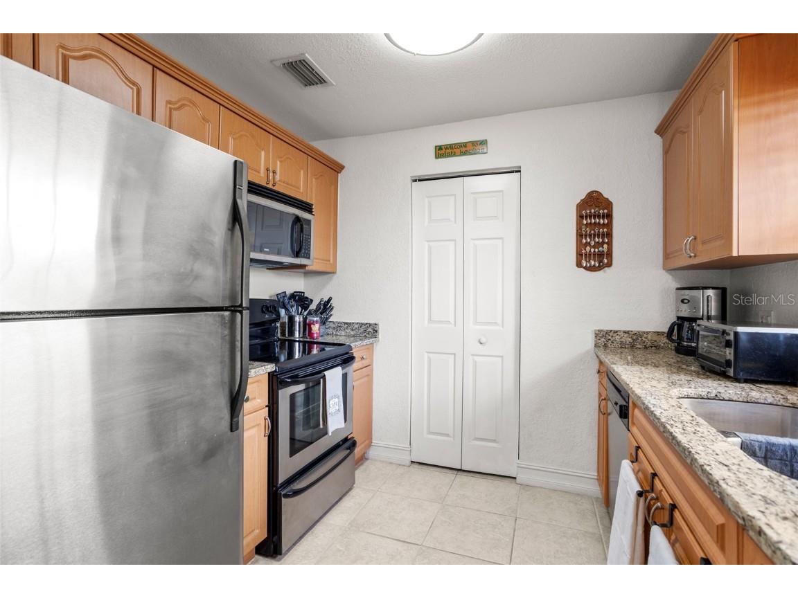 200 Country Club Drive #108 Largo FL 33771 TB8430943 image10