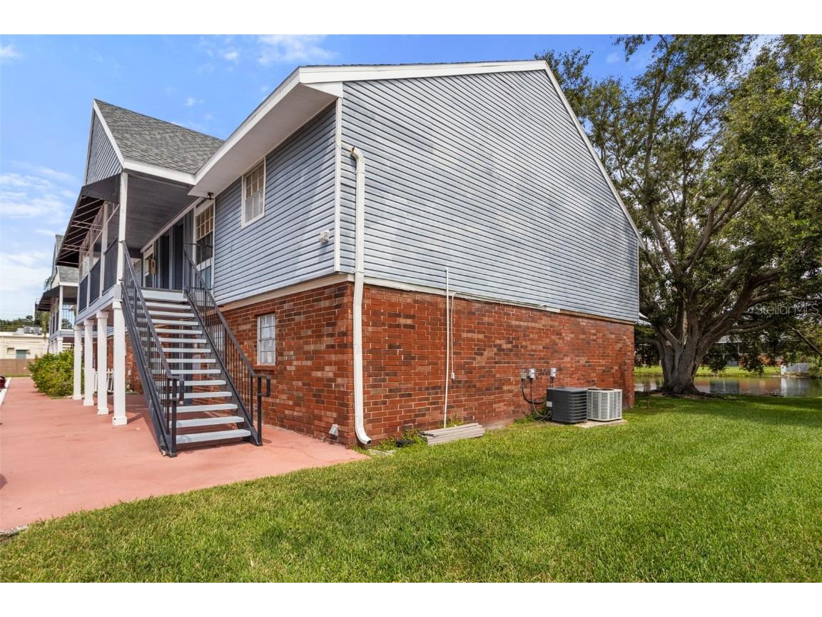 200 Country Club Drive #108 Largo FL 33771 TB8430943 image2