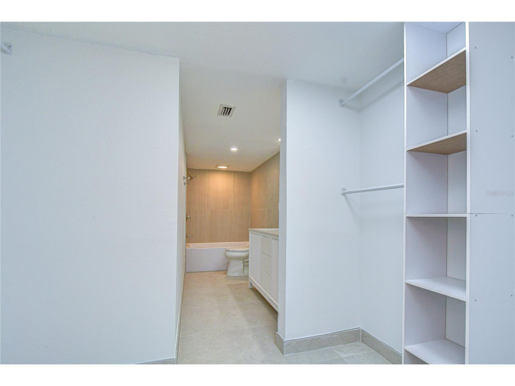 200 Country Club Drive #1505 Largo FL 33771 TB8504962 image30