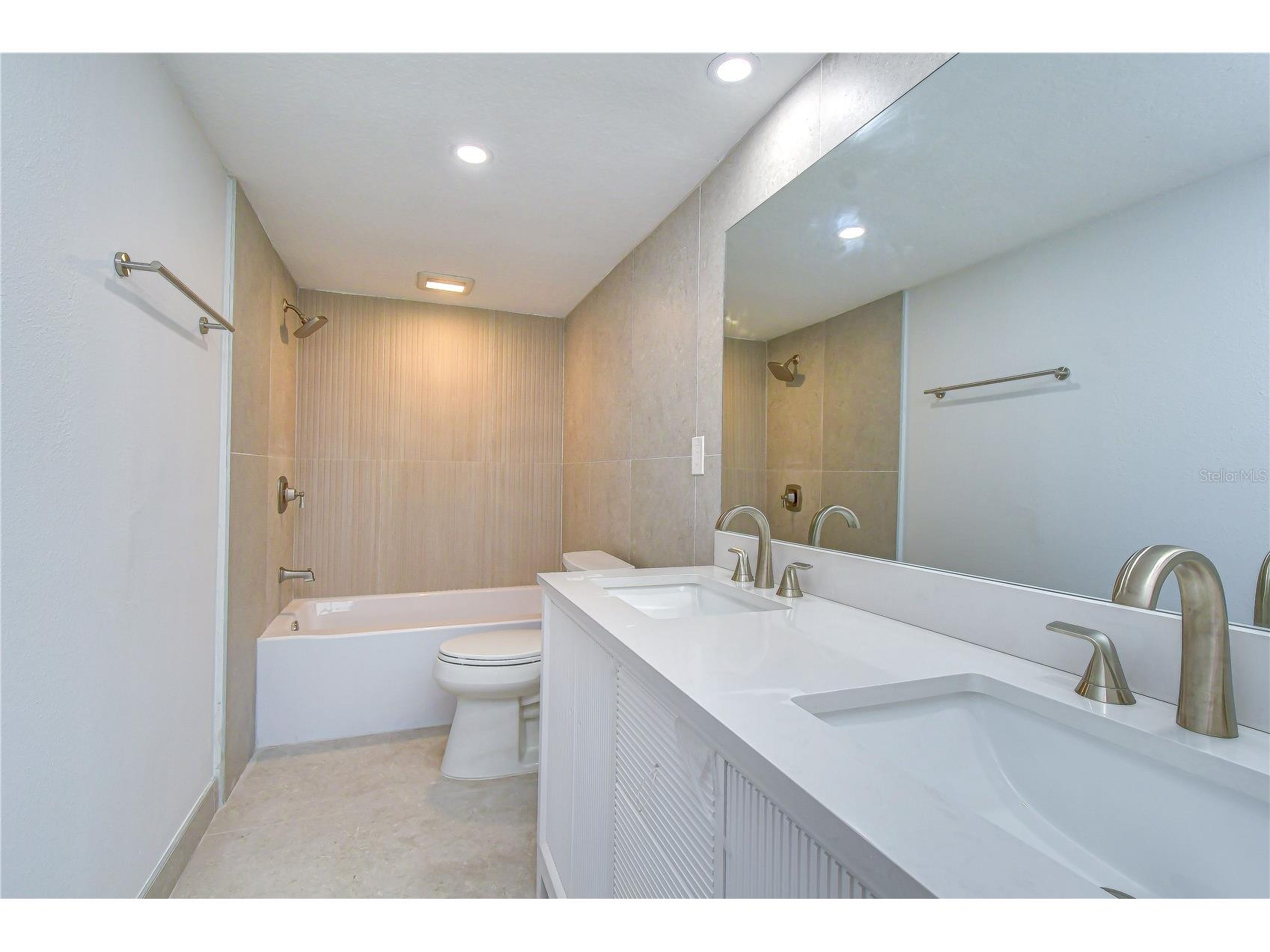 200 Country Club Drive #1505 Largo FL 33771 TB8504962 image32