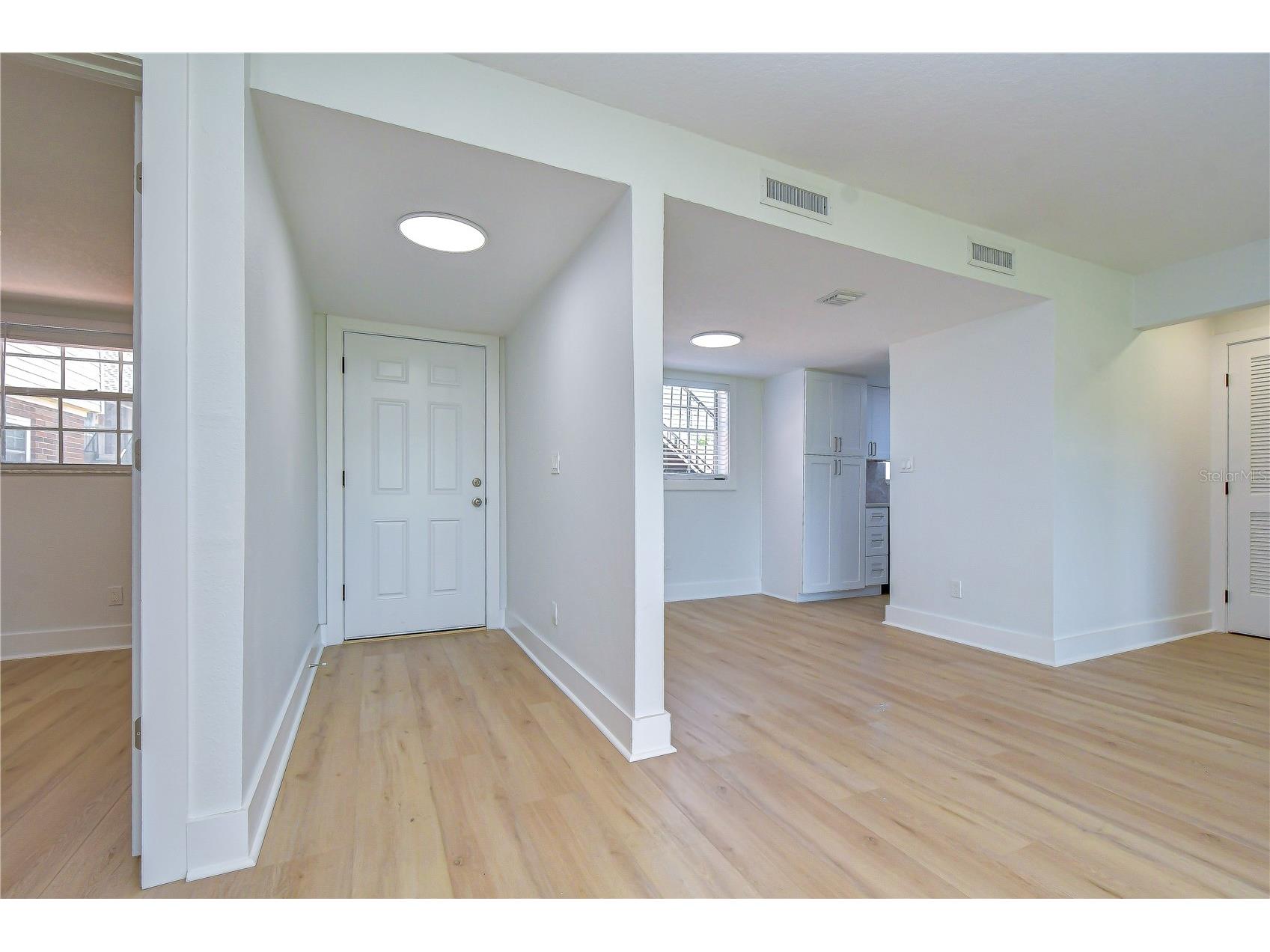 200 Country Club Drive #1505 Largo FL 33771 TB8504962 image5