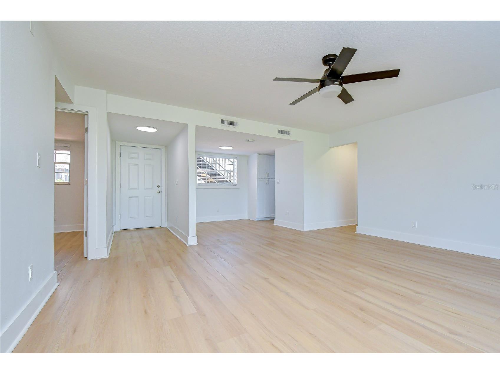 200 Country Club Drive #1505 Largo FL 33771 TB8504962 image6