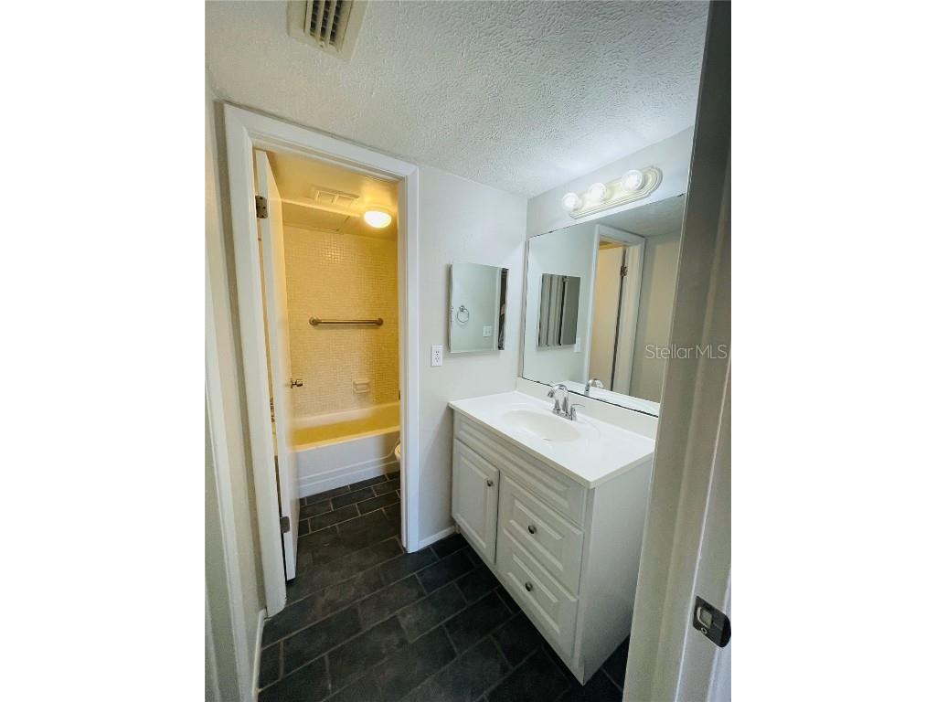 200 Country Club Drive #407 Largo FL 33771 TB8348063 image17