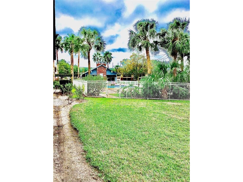 200 Country Club Drive #407 Largo FL 33771 TB8348063 image5