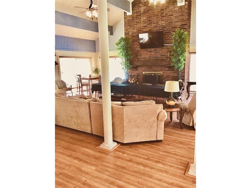 200 Country Club Drive #407 Largo FL 33771 TB8428136 image2