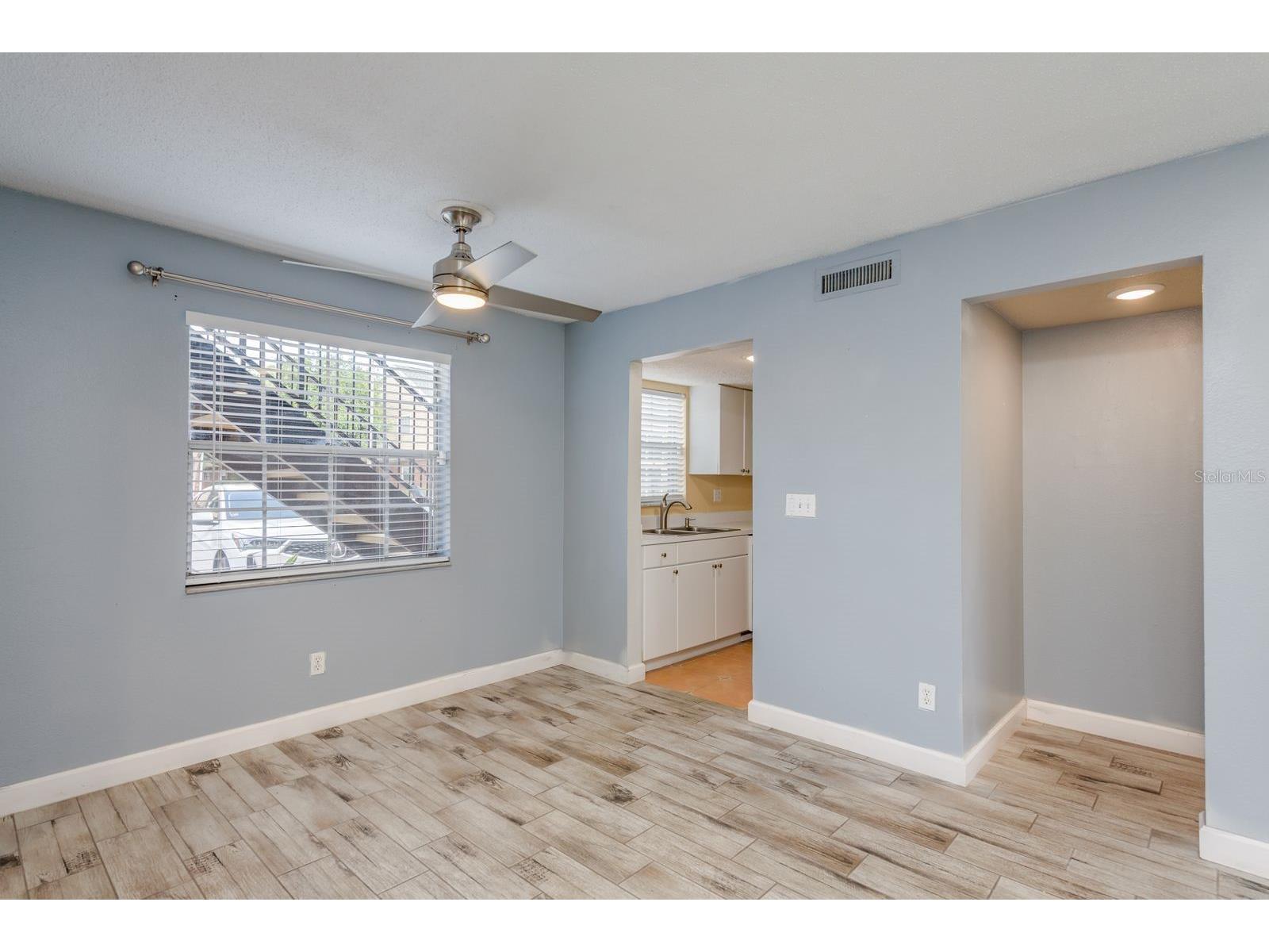 200 Country Club Drive #701 Largo FL 33771 TB8485407 image17