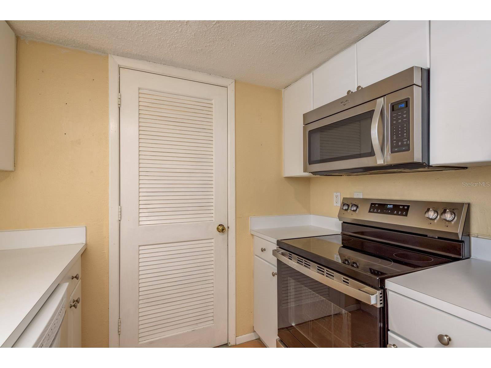 200 Country Club Drive #701 Largo FL 33771 TB8485407 image20