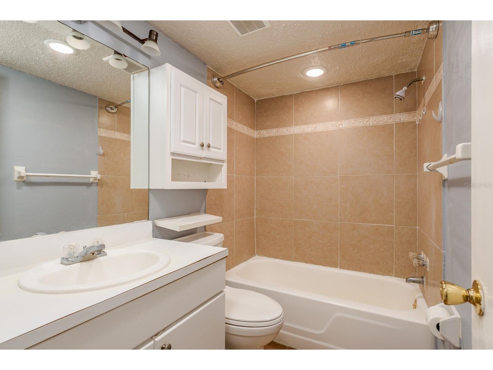 200 Country Club Drive #701 Largo FL 33771 TB8485407 image4