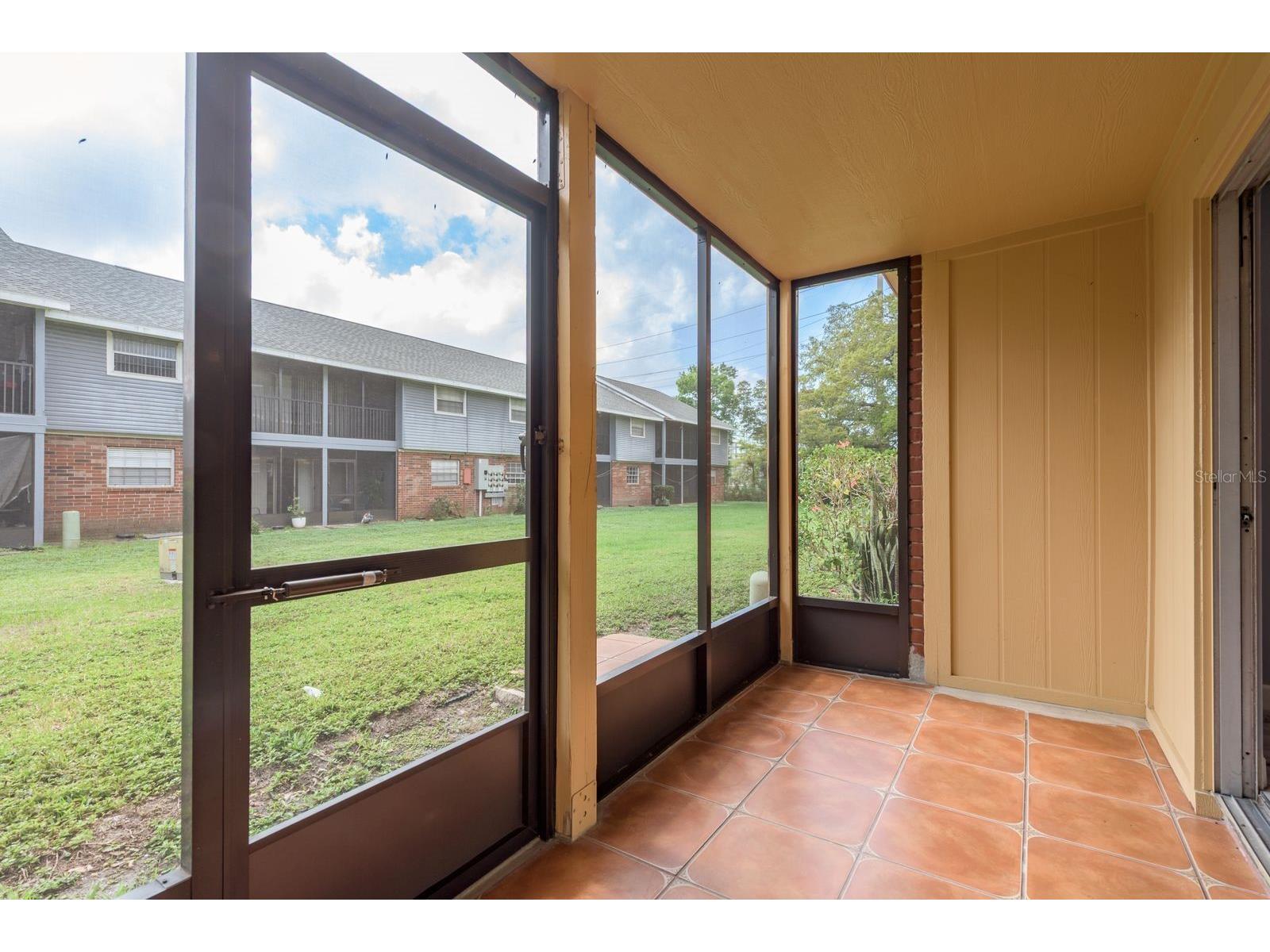 200 Country Club Drive #701 Largo FL 33771 TB8485407 image6