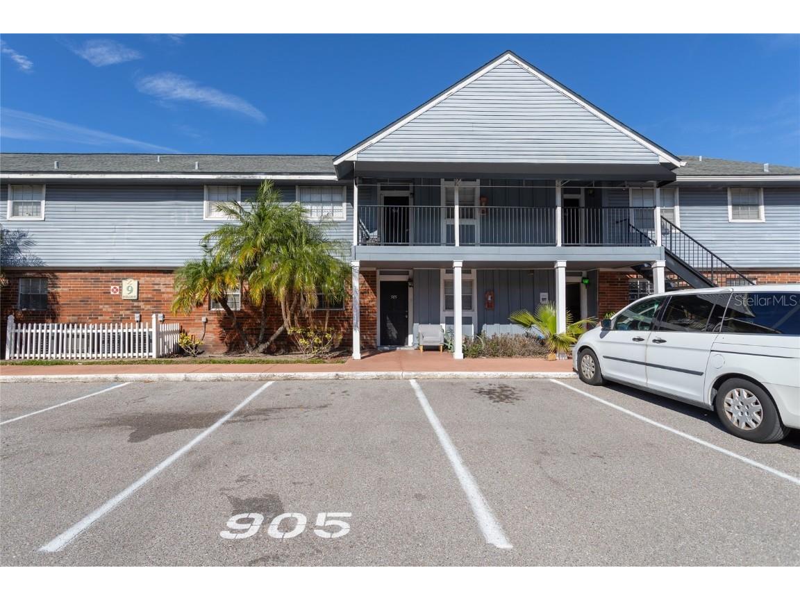 200 Country Club Drive #905 Largo FL 33771 T3494859 image1
