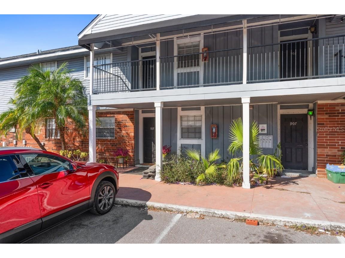 200 Country Club Drive #906 Largo FL 33771 TB8381884 image1