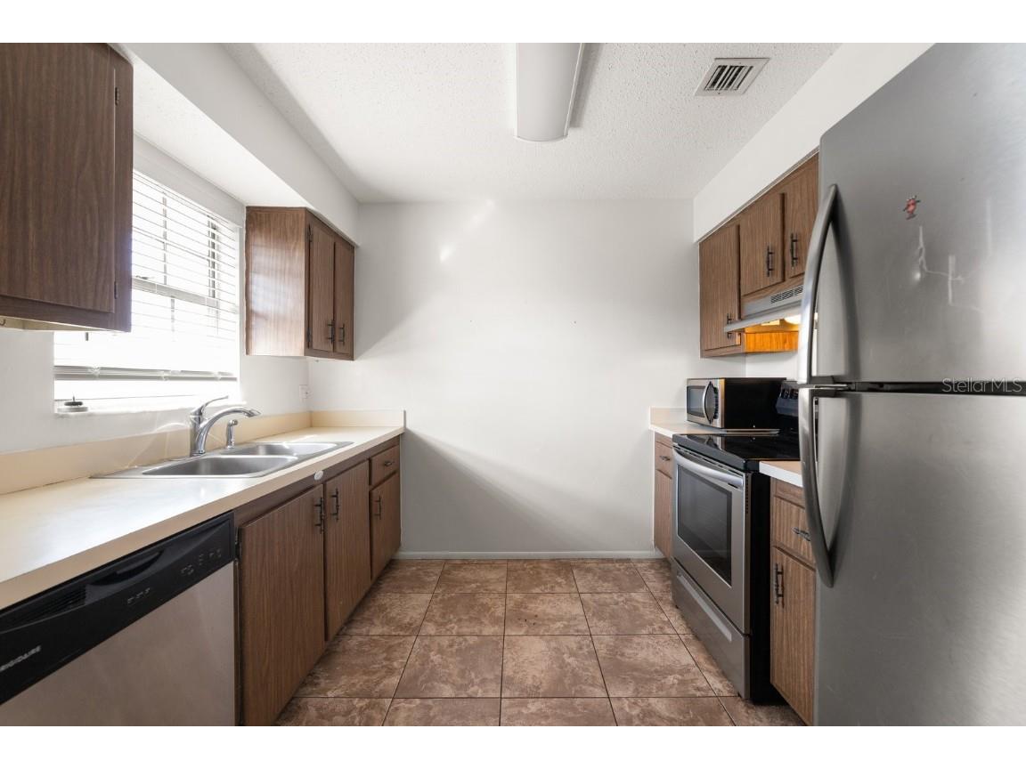 200 Country Club Drive #906 Largo FL 33771 TB8381884 image10