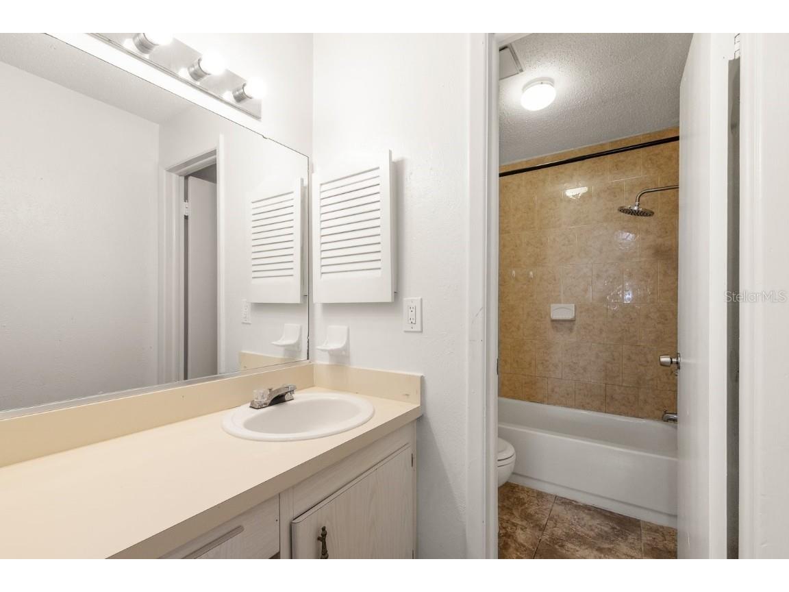 200 Country Club Drive #906 Largo FL 33771 TB8381884 image23