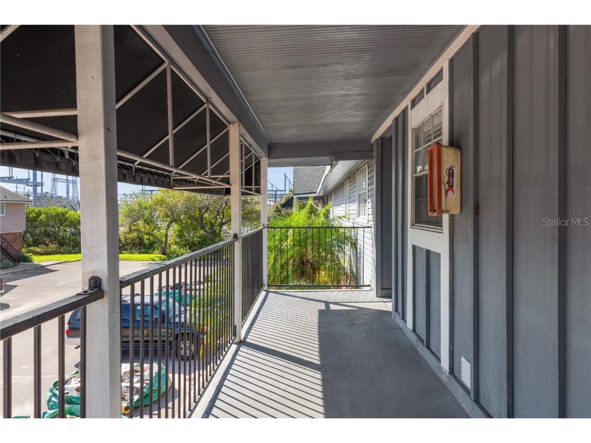 200 Country Club Drive #906 Largo FL 33771 TB8381884 image4