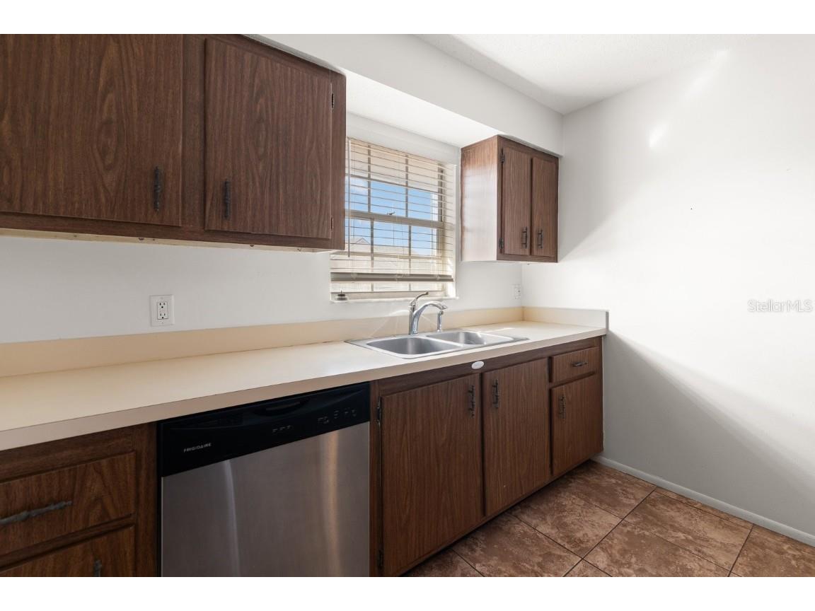 200 Country Club Drive #906 Largo FL 33771 TB8381884 image8