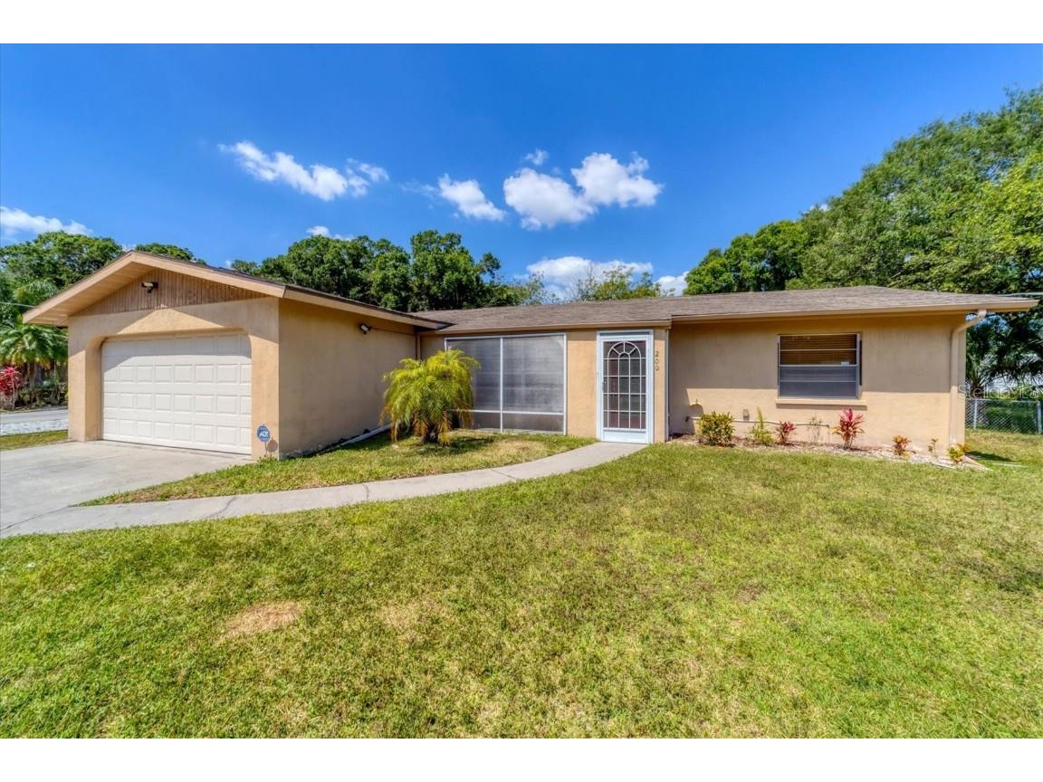 200 Dade Avenue Sarasota FL 34232 A4608702 image1