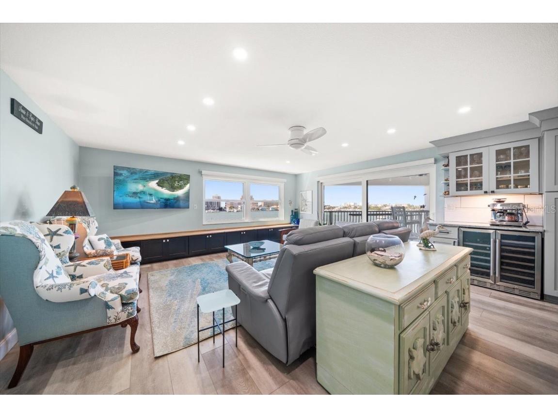 200 Dolphin Point #301 Clearwater Beach FL 33767 - MANDALAY CHANNEL TB8445753 image11