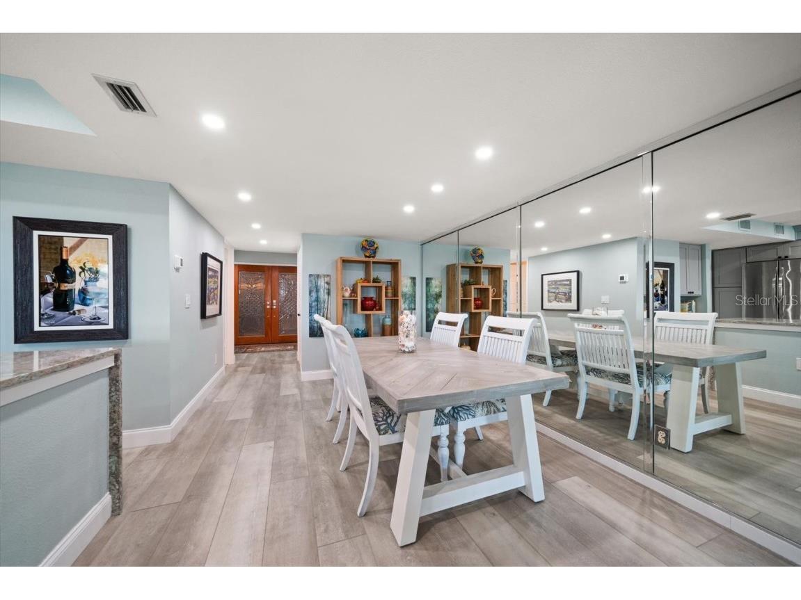 200 Dolphin Point #301 Clearwater Beach FL 33767 - MANDALAY CHANNEL TB8445753 image23