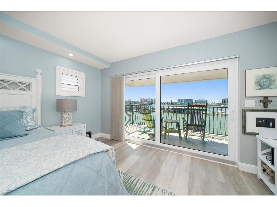 200 Dolphin Point #301 Clearwater Beach FL 33767 - MANDALAY CHANNEL TB8445753 image28