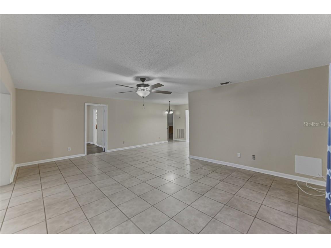 200 El Camino Drive #101 Winter Haven FL 33884 P4937058 image16