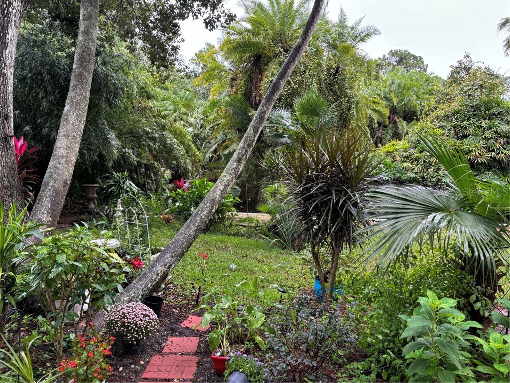 200 El Camino Drive #102 Winter Haven FL 33884 K4903145 image25