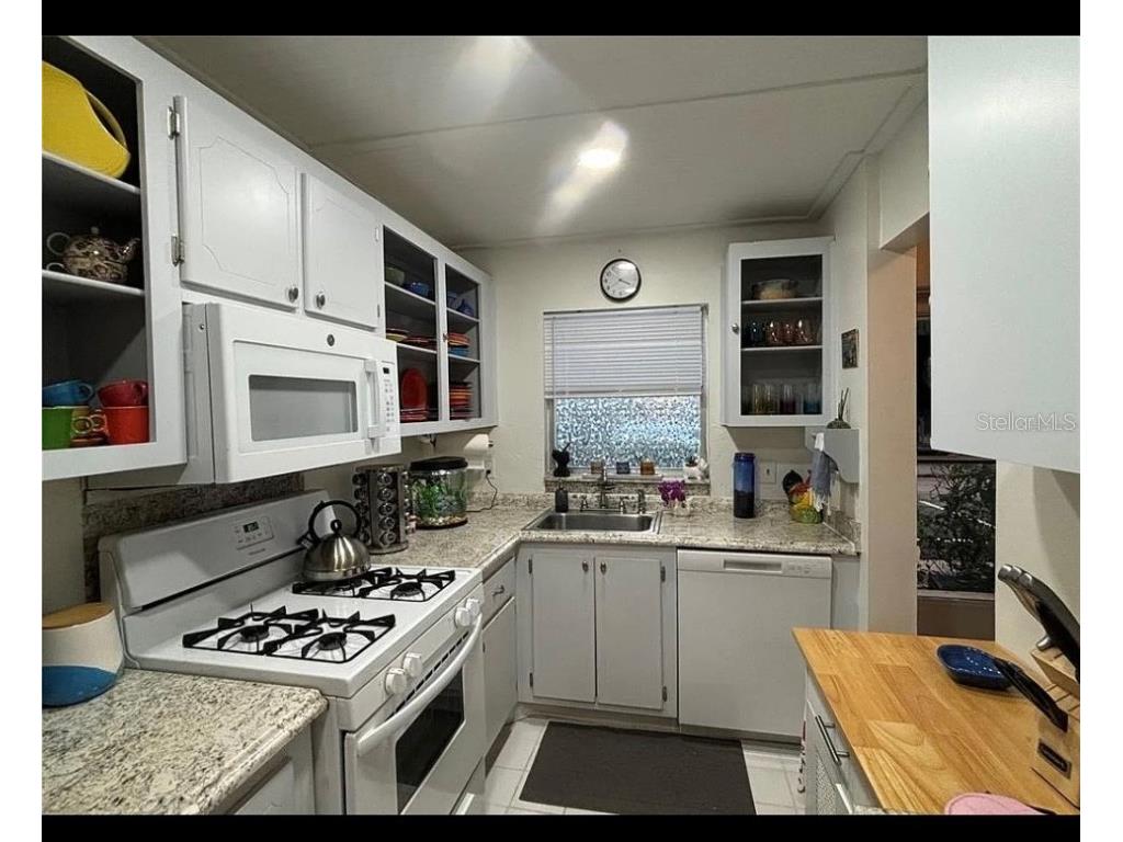 200 El Camino Drive #102 Winter Haven FL 33884 K4903145 image4