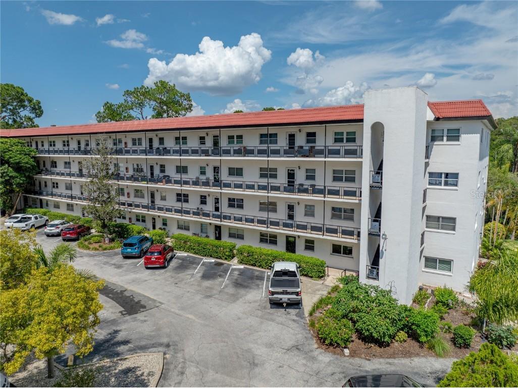 200 El Camino Drive #114 Winter Haven FL 33884 P4930749 image1