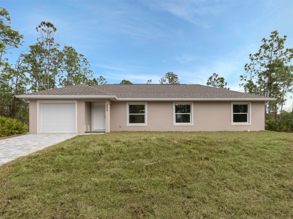 200 Friendly Street Port Charlotte FL 33953 A4596211 image1