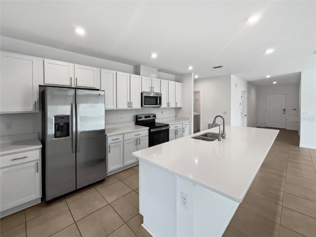 200 Garnet Avenue Kissimmee FL 34758 O6366061 image2