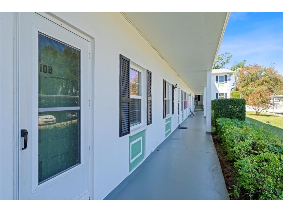 200 Glennes Lane #108 Dunedin FL 34698 TB8429366 image1