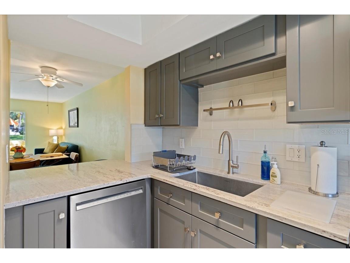 200 Glennes Lane #108 Dunedin FL 34698 TB8429366 image4