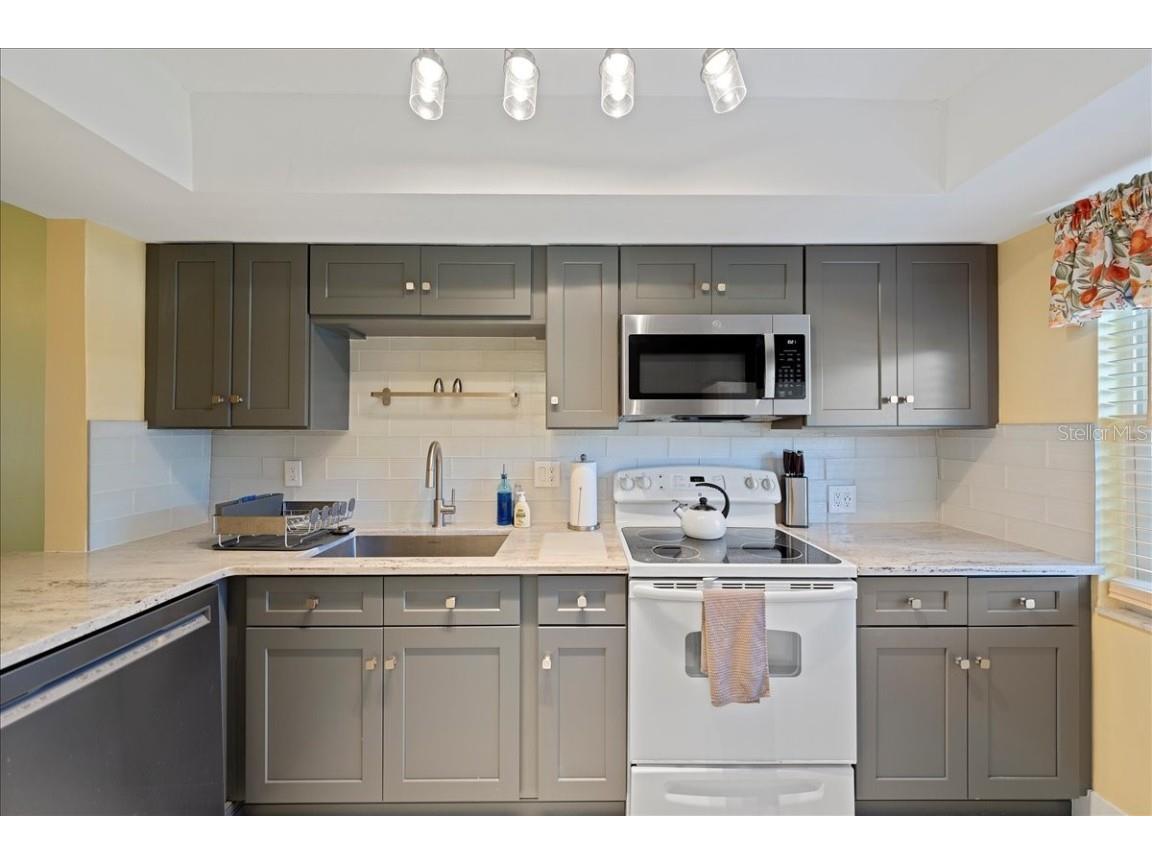 200 Glennes Lane #108 Dunedin FL 34698 TB8429366 image5