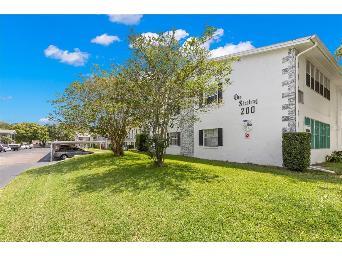 200 Glennes Lane #205 Dunedin FL 34698 U8190218 image1