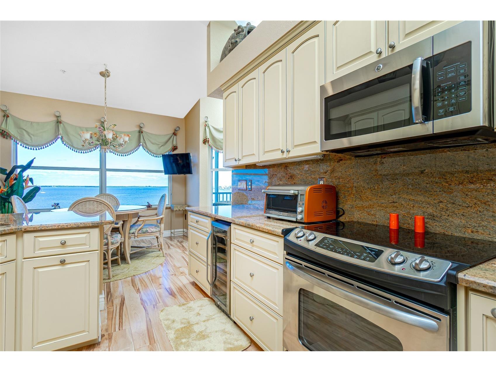 200 Harbor Walk Drive #353 Punta Gorda FL 33950 C7522340 image25