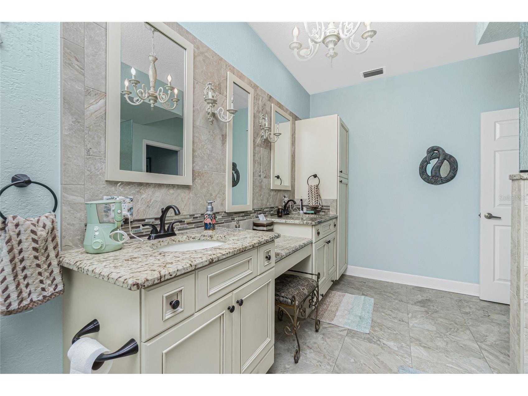 200 Harbor Walk Drive #353 Punta Gorda FL 33950 C7522340 image39